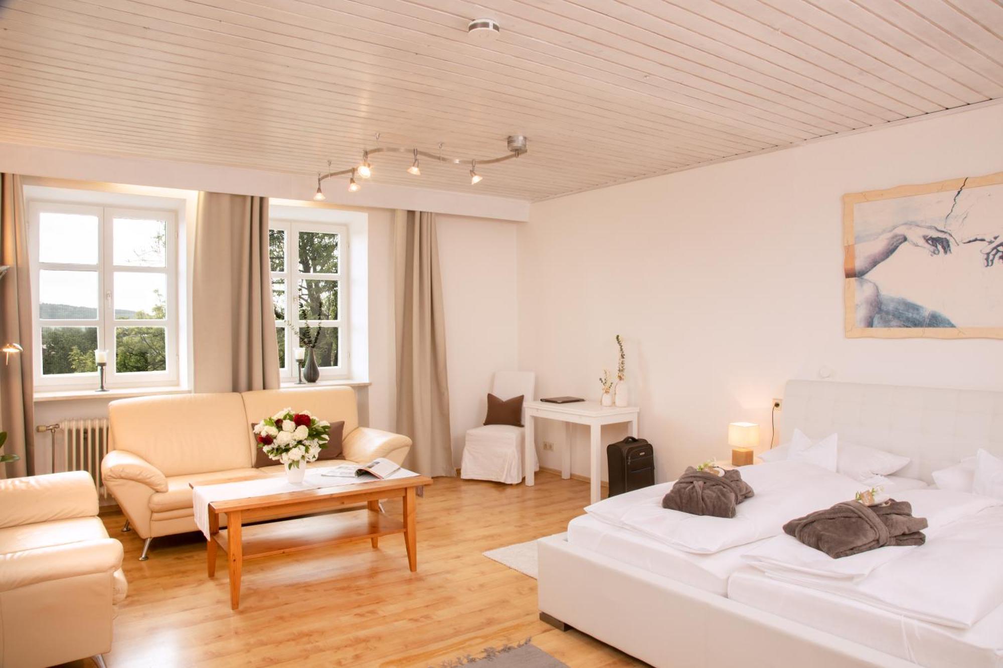באד בירנבאך Hotel Alter Weissbraeu מראה חיצוני תמונה
