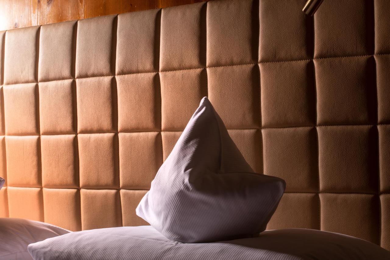 באד בירנבאך Hotel Alter Weissbraeu מראה חיצוני תמונה