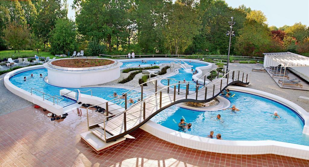 באד בירנבאך Hotel Alter Weissbraeu מראה חיצוני תמונה